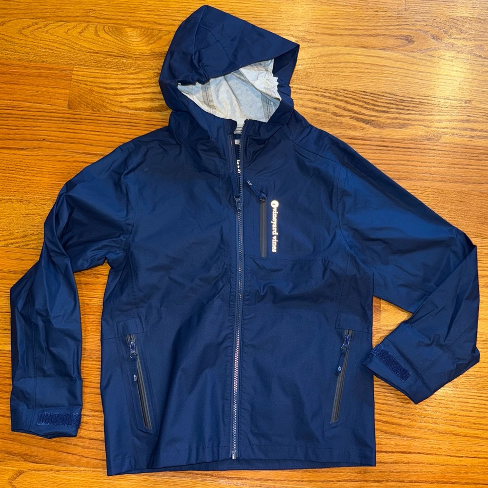 New Vineyard Vines Youth Raincoat 8/10